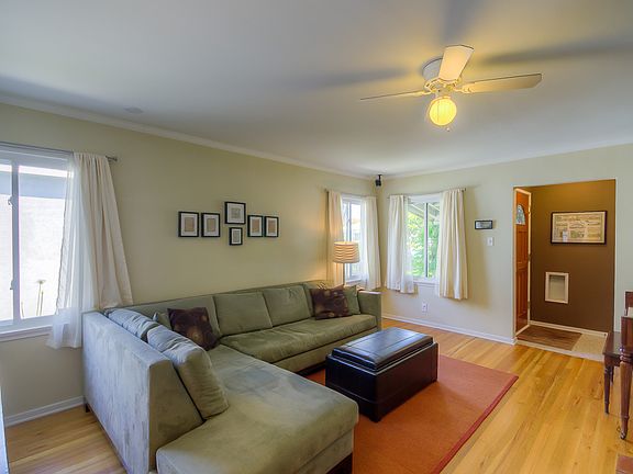 3rd image of 4339 Corinth Ave