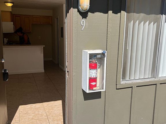 5th image of 350 S Pasadena Ave #9