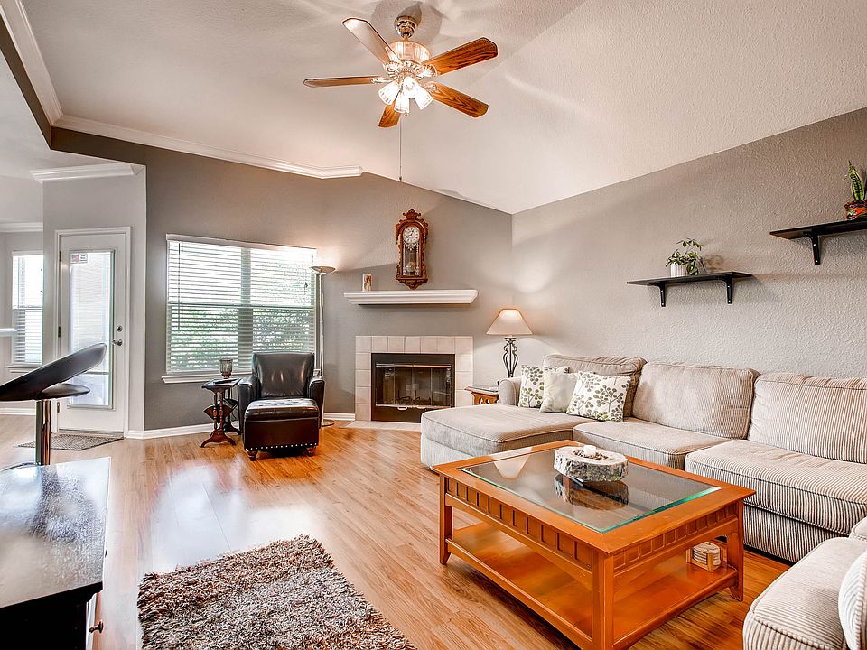 1st image of 200 Cassandra Dr
