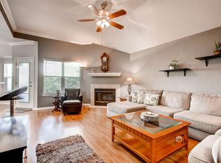 200 Cassandra Dr, Hutto, TX 78634