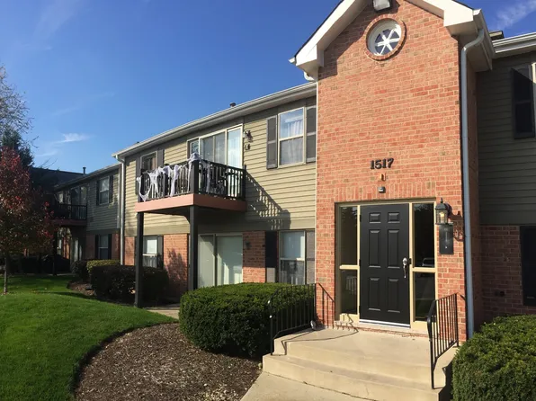 1517 Raymond Dr APT 204, Naperville, IL 60563