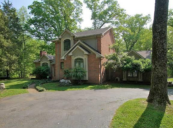 3rd image of 4130 Veterans Pkwy