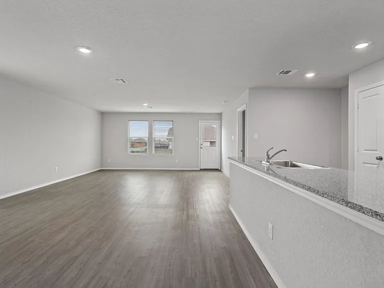 542 Blue Stem Rd — Photo 8