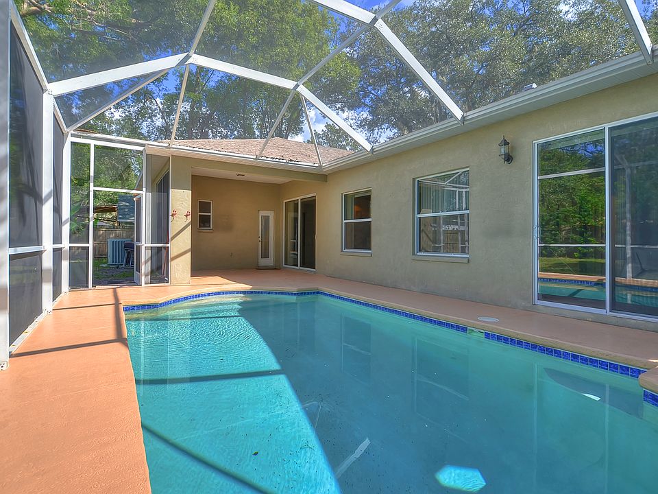 1st image of 10804 La Vista Loop