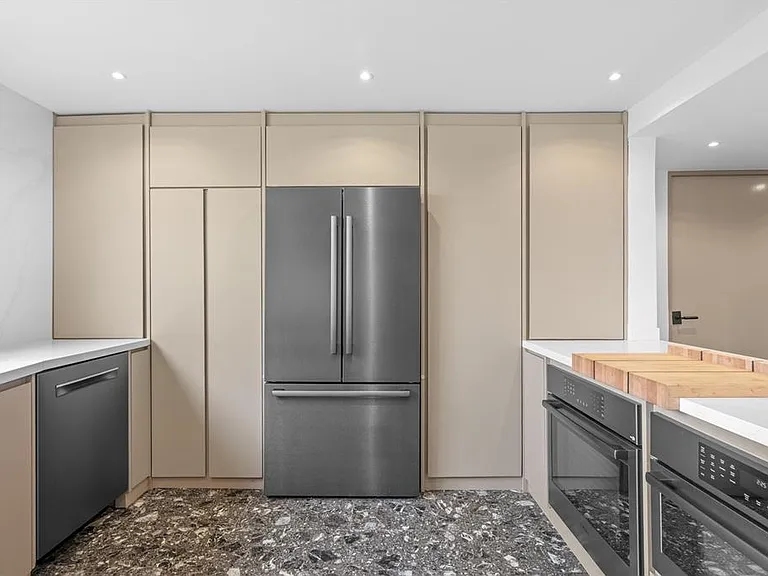 1233 Luchetti #1470 — Photo 10