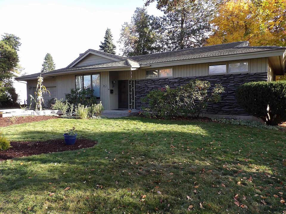1st image of 2216 E 45th Ave