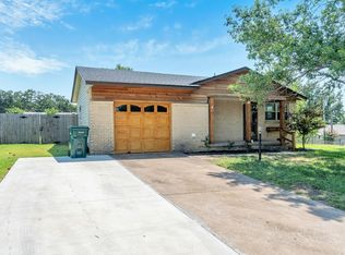 1055 Cedar Ave, Sand Springs, OK 74063