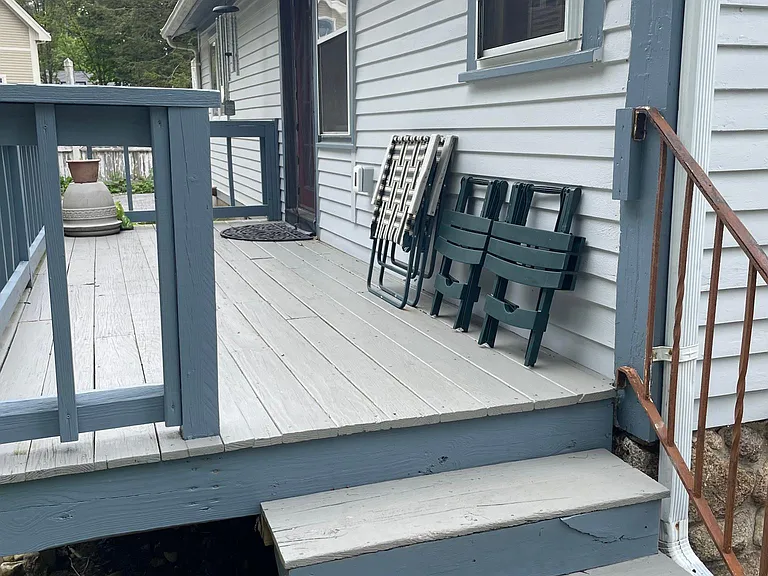 private deck