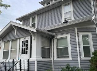 15 Biltmore Ave, Providence, RI 02908