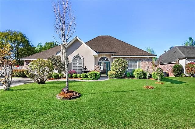 1st image of 416 Turnwood Dr
