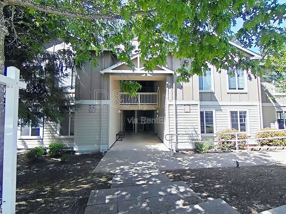1st image of 6298 SW Grand Oaks Dr APT E104