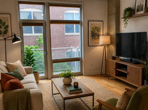 113 N Bread St APT 3F3, Philadelphia, PA 19106