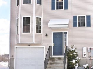 4 Pearlbush Path, Worcester, MA 01607