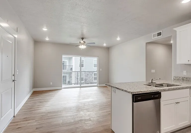 1128 S 820 E #7202 — Photo 10