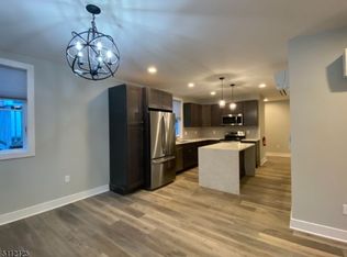 46 S Park Pl #B, Morristown, NJ 07960