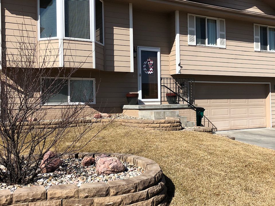 1st image of 1701 SW Lacey Ln