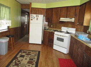 8118 Russell Ln, Cleveland, OH 44144