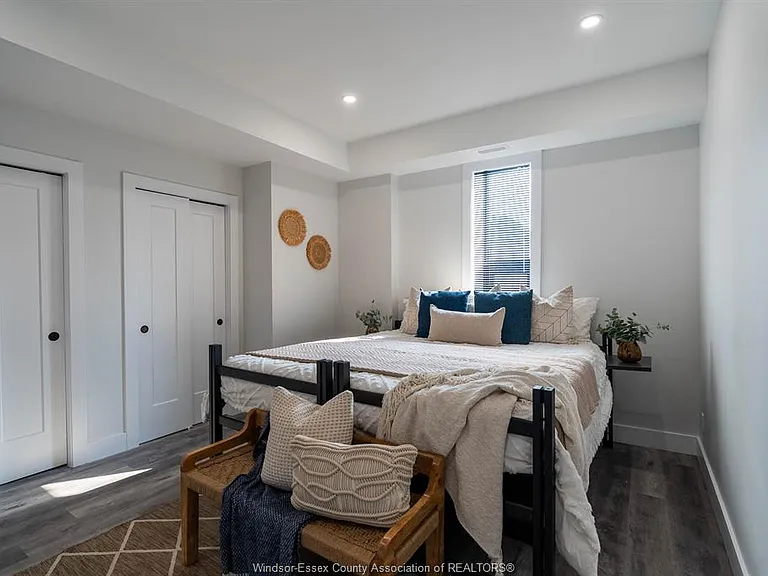 930 Marion Ave #109 — Photo 7
