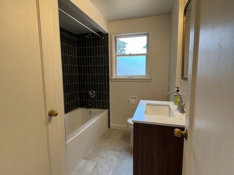 9521 12th Ave NW #1 — Photo 12