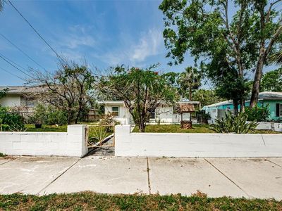 306 Banana St, Tarpon Springs, FL, 34689