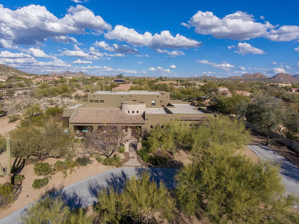 1st image of 7621 E Dixileta Dr