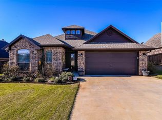 2825 S Lillis Ln, Denison, TX 75020