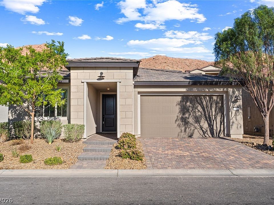 1st image of 9 Desert Juniper Ln