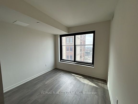 3rd image of 181 Sterling Rd #1109