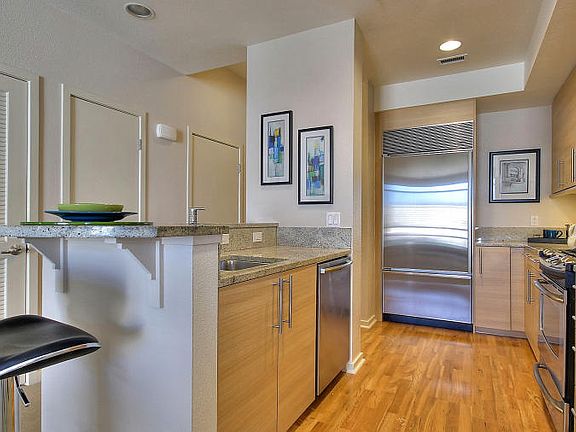 5th image of 1655 N California Blvd APT 421