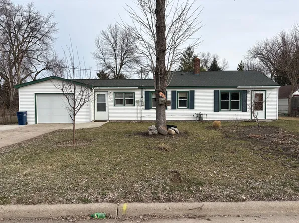 2118 Kansas Ave, Benson, MN 56215