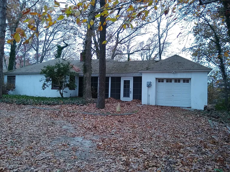 24508 Old Meadow Rd — Photo 9