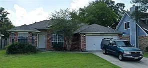 3 bed, 2.0 bath, 1621 sqft, $1,775 — Photo 1
