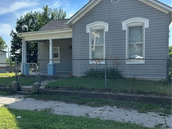 2330 S 12th St, Saint Joseph, MO 64503