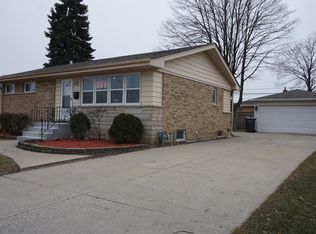 4928 W Randolph St, Hillside, IL