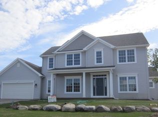 5863 Powder Horn Ln, Jamesville, NY 13078