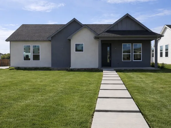 1206 Gannon Ln, Desoto, TX 75115