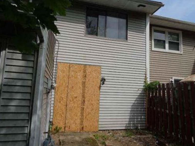 2nd image of 42 Vernon Ct