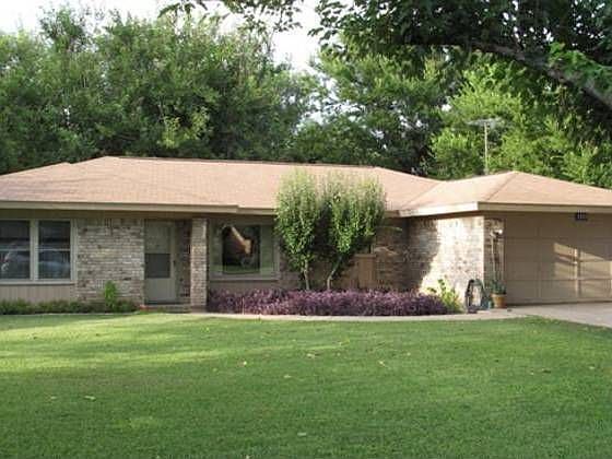 1st image of 1207 Pecan Dr