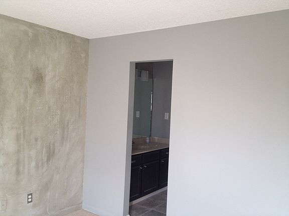 3rd image of 5701 Brentwood Trce