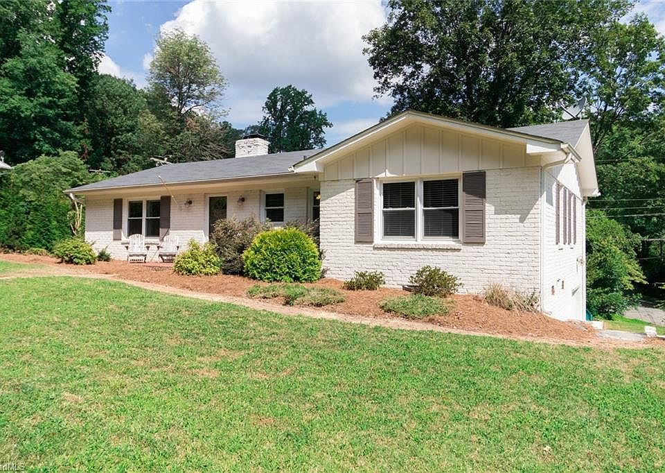 2704 Northampton Dr, Greensboro, NC 27408 Zillow