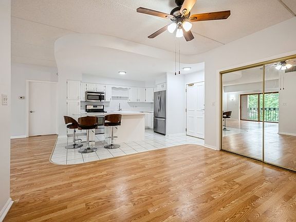2nd image of 7400 W Lawrence Ave Unit 329