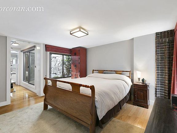5th image of 260 W 22nd St APT 4