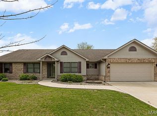 3708 Rhetts Lndg, Shiloh, IL 62221