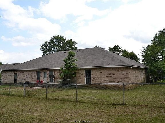 2nd image of 17321 Cedar Rock Ct