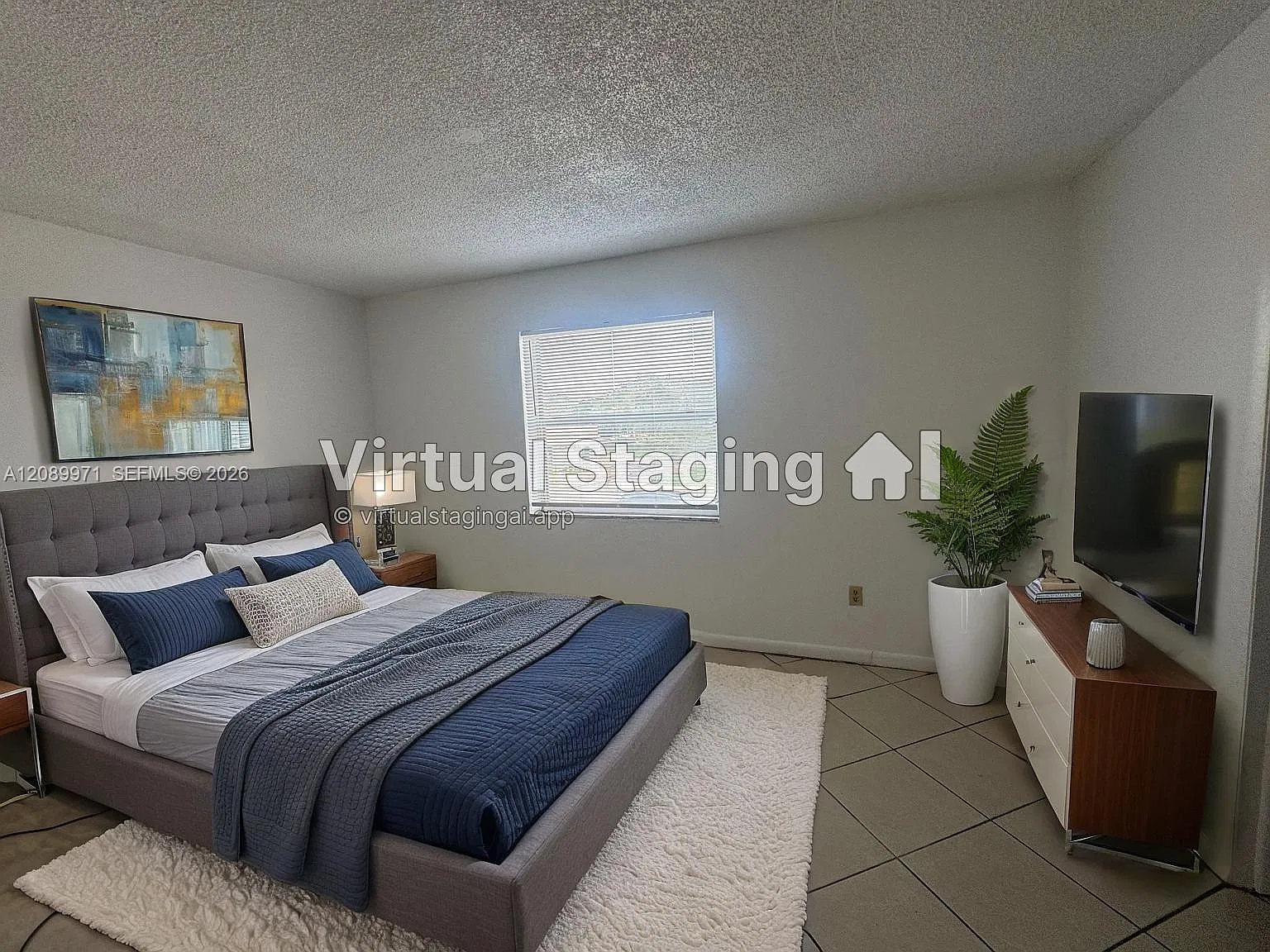 Riviera Terrace Condo — Photo 2