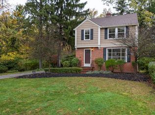 5239 Spencer Rd, Lyndhurst, OH 44124