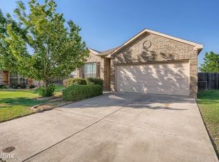 604 Irish Glen Ct, Haslet, TX 76052