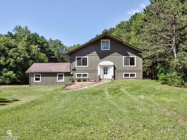 1828 Withey Rd, Columbus, MI 48063