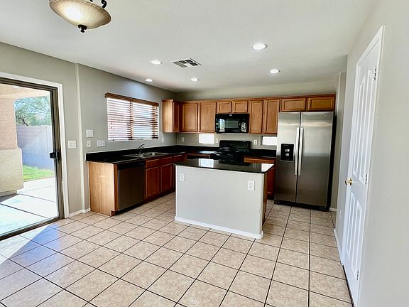 3rd image of 22253 E Via Del Palo