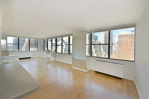 Sold by Noble Realty | media 7